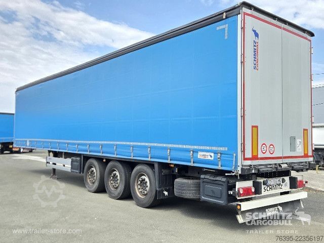 Auflieger mit Pritsche & Plane Schmitz Cargobull Semitrailer Curtainsider Standard