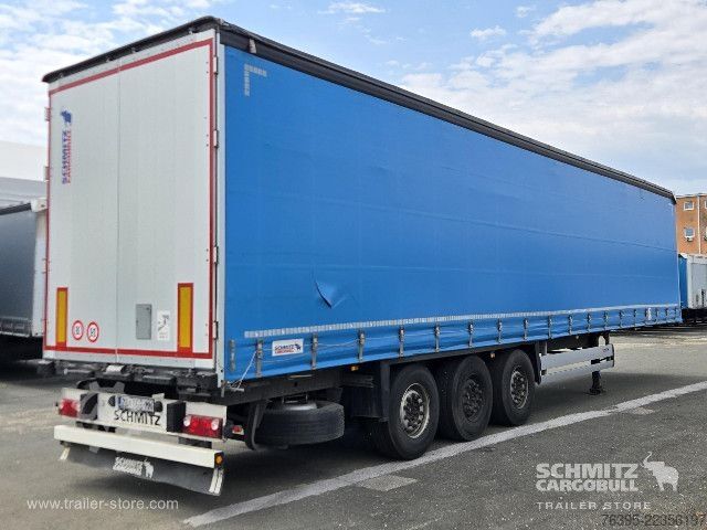 Auflieger mit Pritsche & Plane Schmitz Cargobull Semitrailer Curtainsider Standard