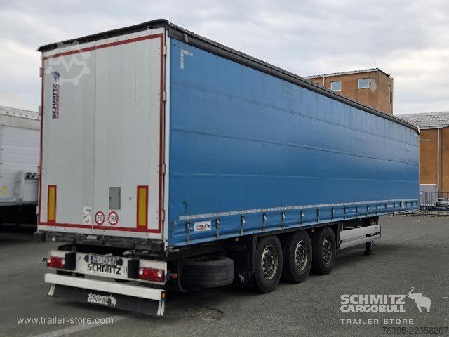 Auflieger mit Pritsche & Plane Schmitz Cargobull Semitrailer Curtainsider Standard
