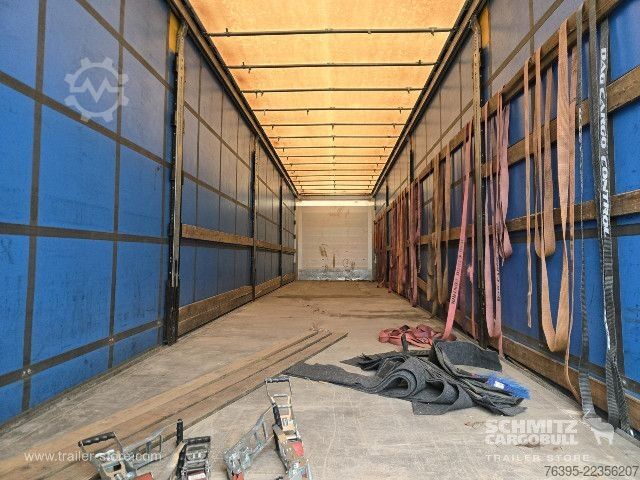 Auflieger mit Pritsche & Plane Schmitz Cargobull Semitrailer Curtainsider Standard