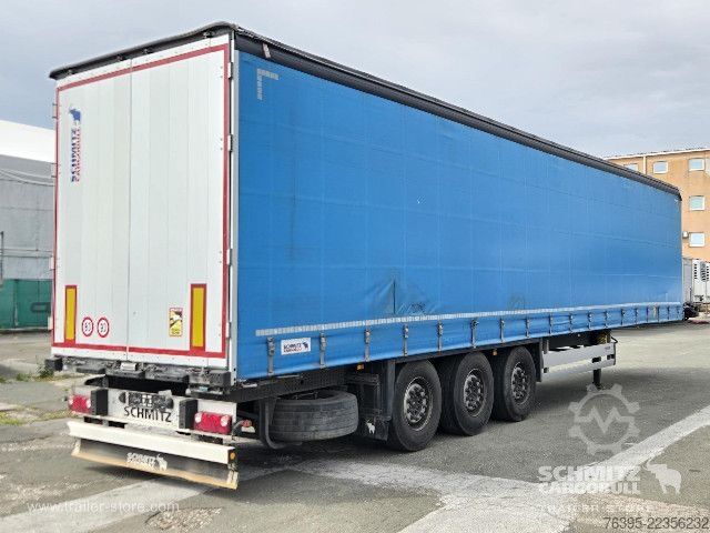 Auflieger mit Pritsche & Plane Schmitz Cargobull Semitrailer Curtainsider Standard