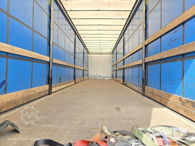Open semitrailer with tarp Schmitz Cargobull Semitrailer Curtainsider Standard