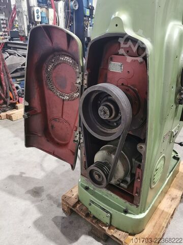 Vertical milling machine Cincinnati 2MI