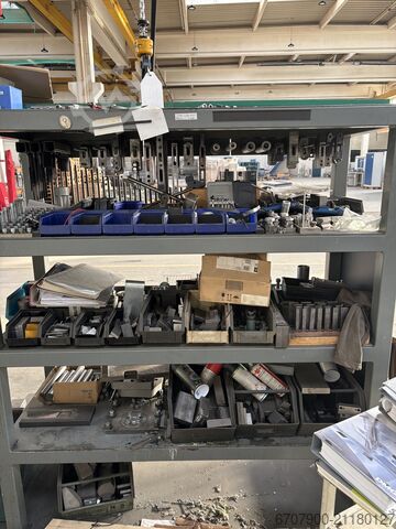 Universal-Bearbeitungszentrum Deckel Maho DMU 80 monoBLOCK