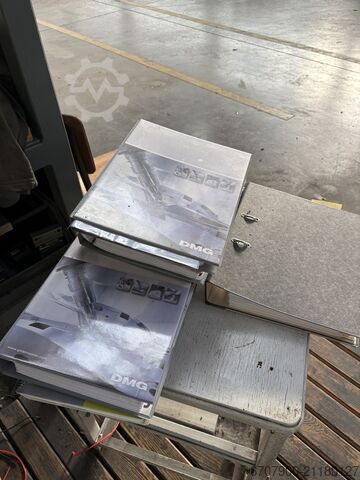 Universal-Bearbeitungszentrum Deckel Maho DMU 80 monoBLOCK