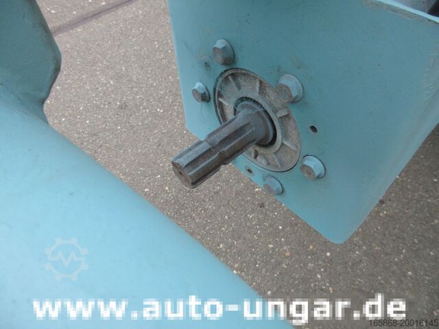 Beach cleaners Pistenbully BeachTech STR 2000 BeachCleaner Strand