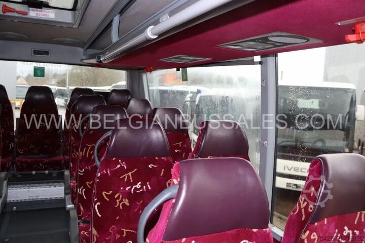 Intercitybus Van Hool T 915 Atlon / 12.2m / Lift / EEV /