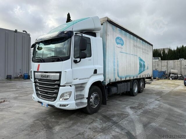 Truck with tarpaulin cover DAF CF 430 T 25-061