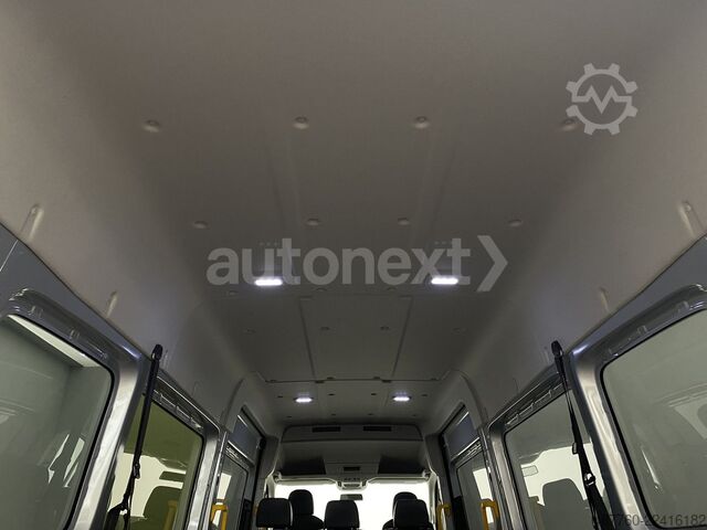 Minibus VW Crafter 35 Maxi Extralang *Rollstuhl-Lift* 5-Sit