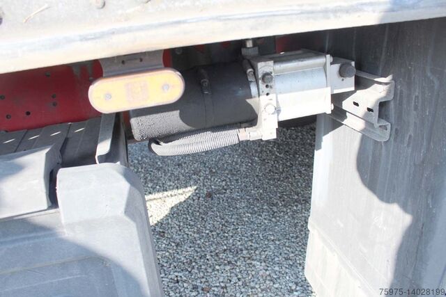 Flatbed + tarpaulin Schmitz Cargobull semirimorchi centinati schmitz varios coils usati