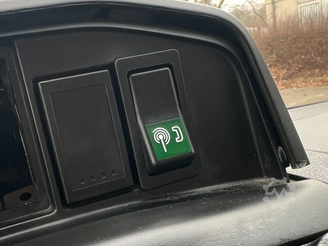 Kleinbus VOLKSWAGEN T5 Kombi 2.0 Tdi Lang 9 Sitze Klima Schiebetür