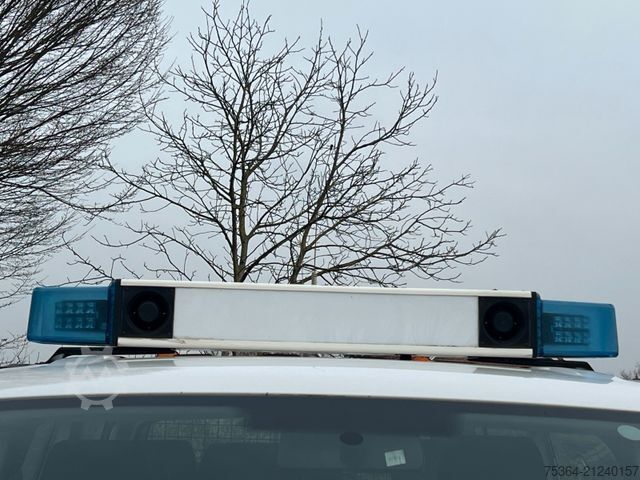 Kleinbus VOLKSWAGEN T5 Kombi 2.0 Tdi Lang 9 Sitze Klima Schiebetür