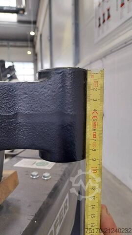 Fahrladekran Kinshofer Palettenzange / Zange KM 332 V - 1100 / NEU lagern