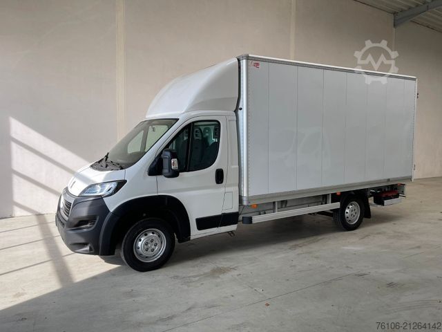 Transporter mit Koffer PEUGEOT Boxer Koffer mit grosse Türen *Klima*Navi*