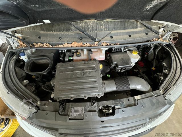 Transporter mit Koffer IVECO Daily 35S14 Hi-Matic Koffer*Ahk*Seiten tür*