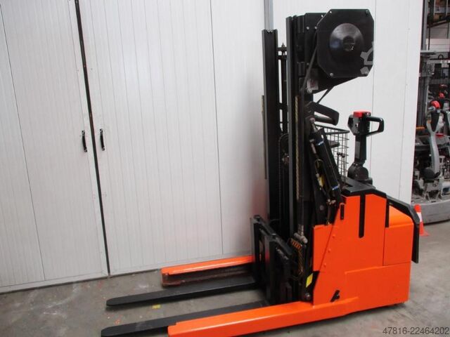 Hochhubwagen BT RWE120