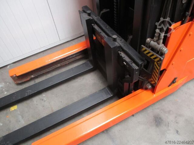 Hochhubwagen BT RWE120