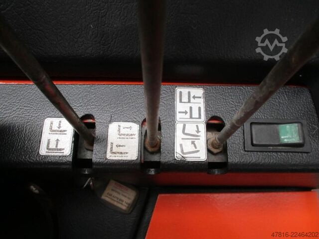 Hochhubwagen BT RWE120