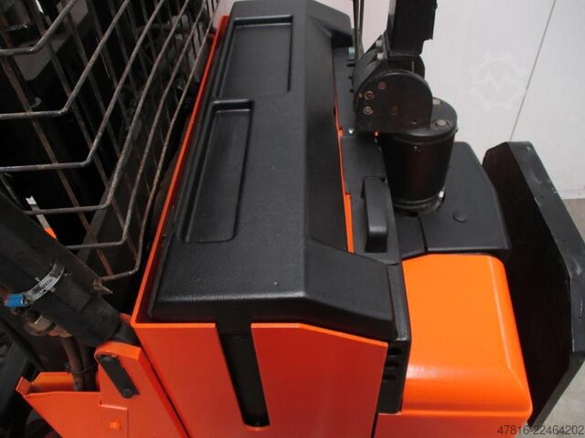 Hochhubwagen BT RWE120
