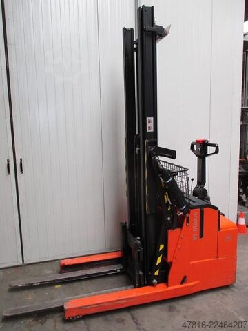 Hochhubwagen BT RWE120