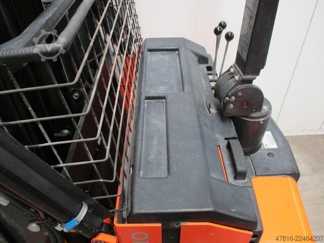 Hochhubwagen BT RWE120