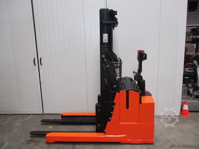 Hochhubwagen BT RWE120