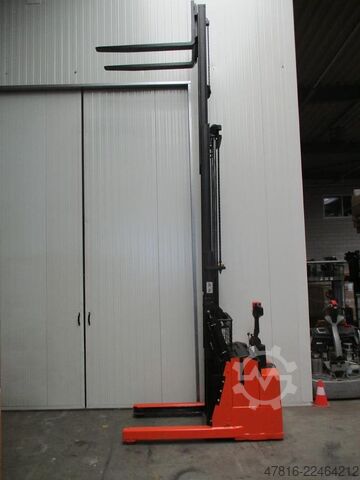 Hochhubwagen BT RWE120