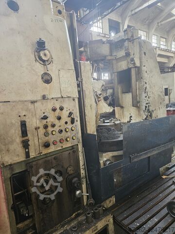 Zahnrad-Abwälzfräsmaschine STANKOIMPORT 5K328A
