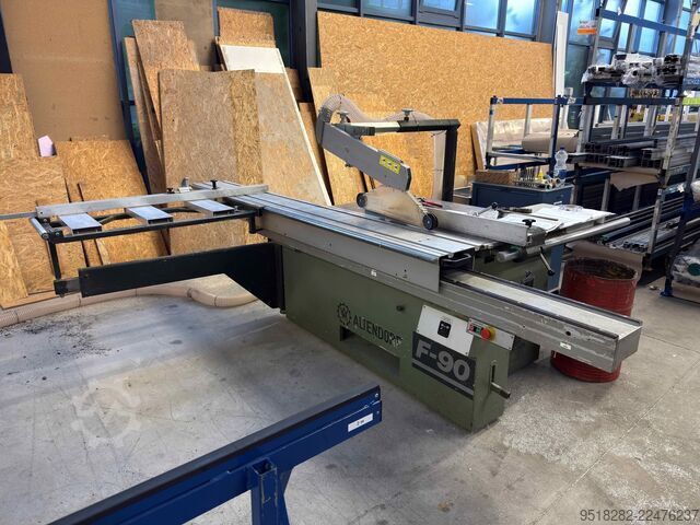 Sliding table saw Altendorf F 90