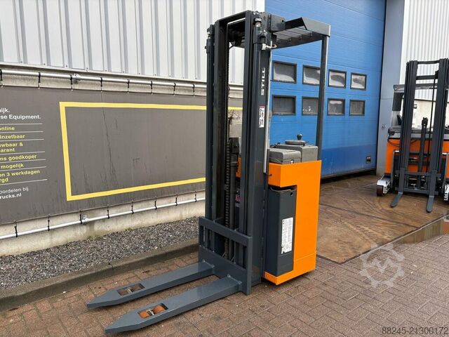 VS-22639 Electric walkie stacker Still 5500mm STILL sv 16
