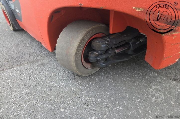 Treibgasstapler Linde H20T