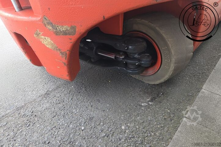 Treibgasstapler Linde H20T