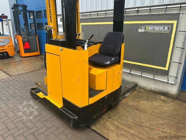 VS-22490 Triplex reach truck Jungheinrich 5400mm Freelift JUNGHEINRICH ETVA12.5G 115-525 DZ