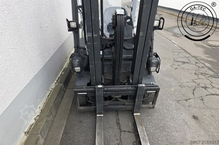 Elektro 4-Rad Linde E16