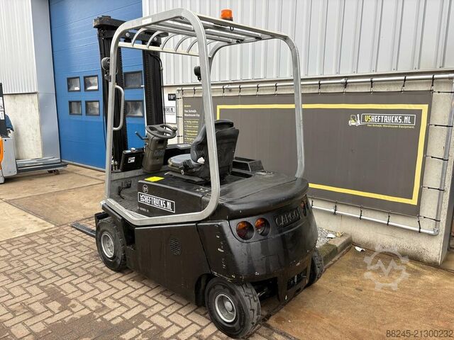 Elektrischer Duplex-Gabelstapler BT 2,5 Tonnen mit Seitenschub BT CBE25