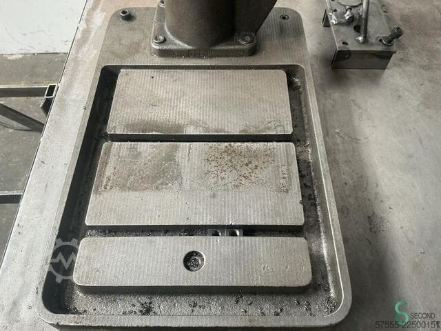 Drilling machine Ixion BT 15 GL