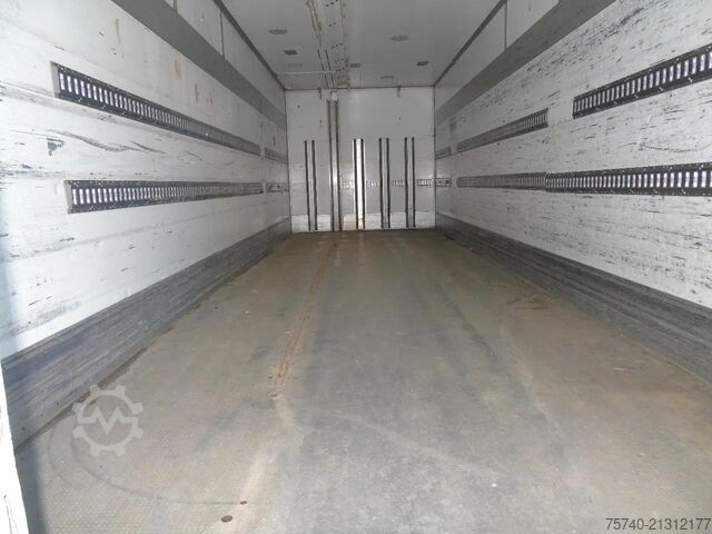 Box body Scania P 310 + EURO 5 + LIFT + 19T