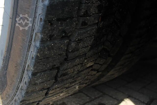 Schiebeplane Iveco Stralis 510 + EURO 6 + STEERING AXLE