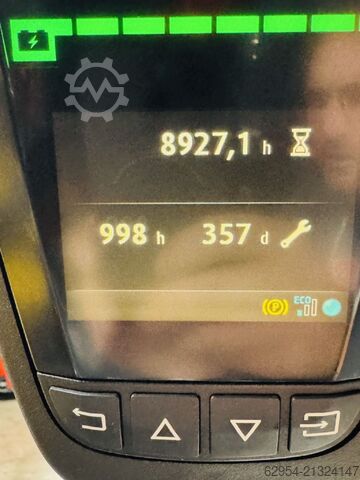 Elektro 4 Rad-Stapler Linde E 25 L-01 Triplex Batterie Bj.19