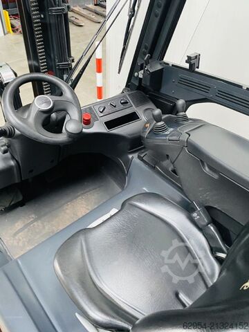 Elektro 4 Rad-Stapler Linde E 35 HL-01 Kabine Triplex STVO ZVG