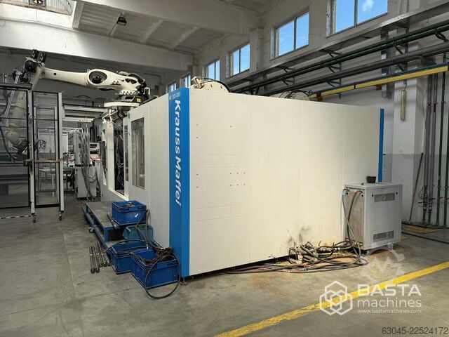 Krauss Maffei 1300-8100MX (2016) mit geringer Betriebsstundenzahl KraussMaffei 1300-8100MX