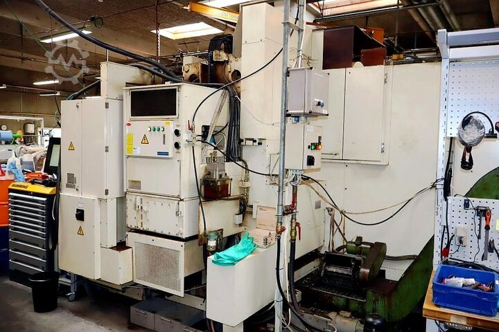 Vertical machining center Okuma MC-60VAE