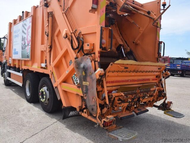 Refuse collection vehicle Iveco Stralis AD260S31 - VDK waste system Pusher 2000