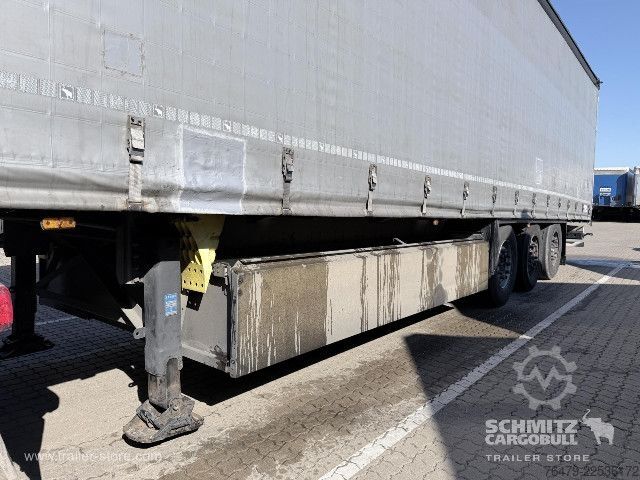 Open semitrailer with tarp Schmitz Cargobull Curtainsider Standard