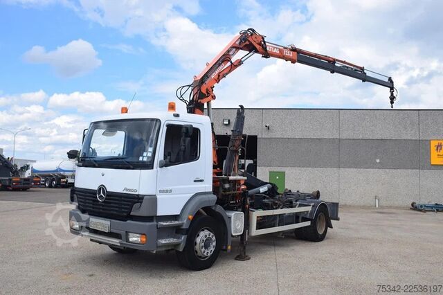 Hook arm system Mercedes-Benz Atego 1823