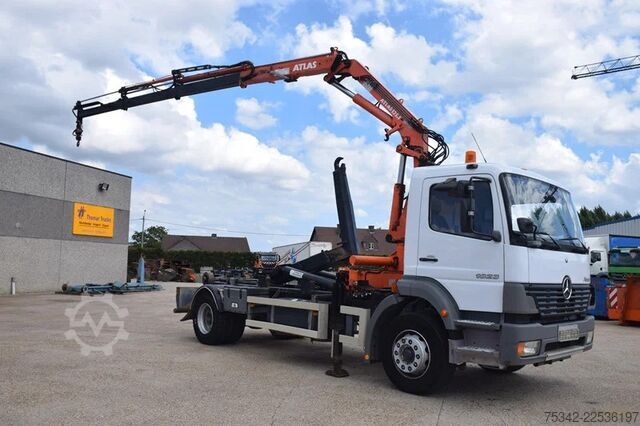 Hook arm system Mercedes-Benz Atego 1823