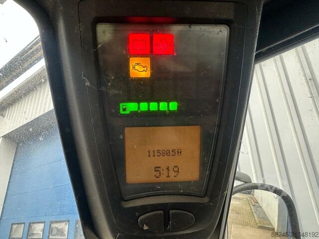 VS-22557 LPG Gabelstapler Linde H80T DUO Palette LINDE H80T