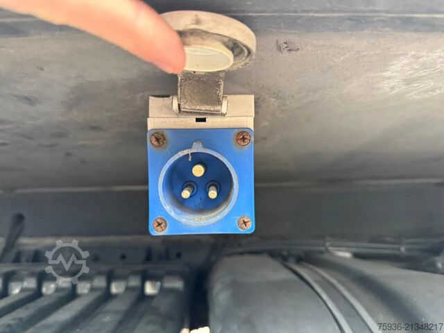 Kühl-/Tiefkühltransport DAF LF 12.230 I 6 Cylinder I -35°C Freezer Cool 3 P...