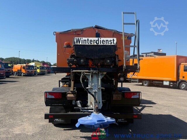 Special purpose truck MAN TGM 15.250 4x4 Winterdienst Streuer & Schild