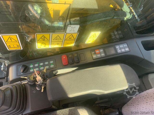 Mobilbagger Caterpillar M320F